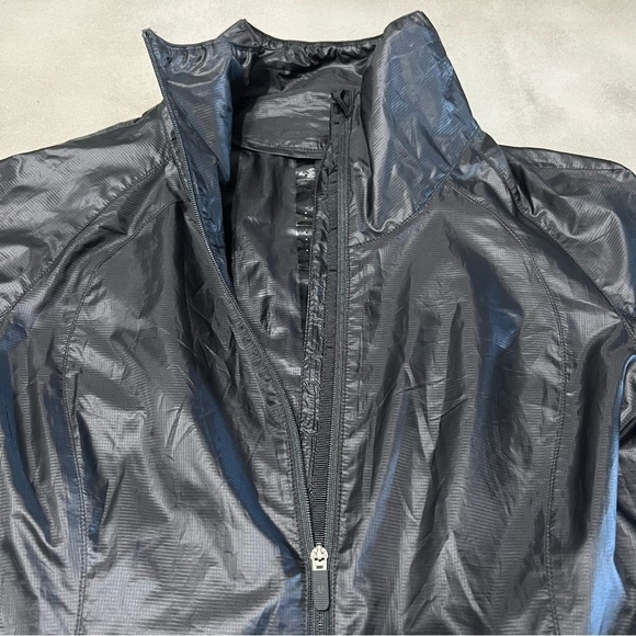 LULULEMON Run With It Jacket - Picture 3 of 8